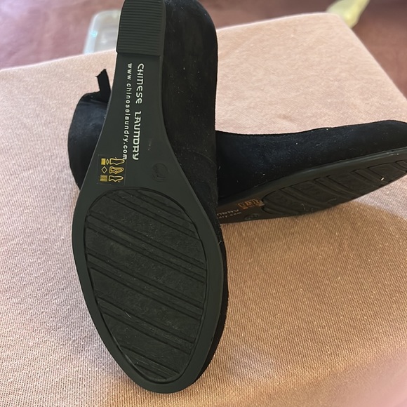 Chinese Laundry dress shoe - Picture 3 of 4